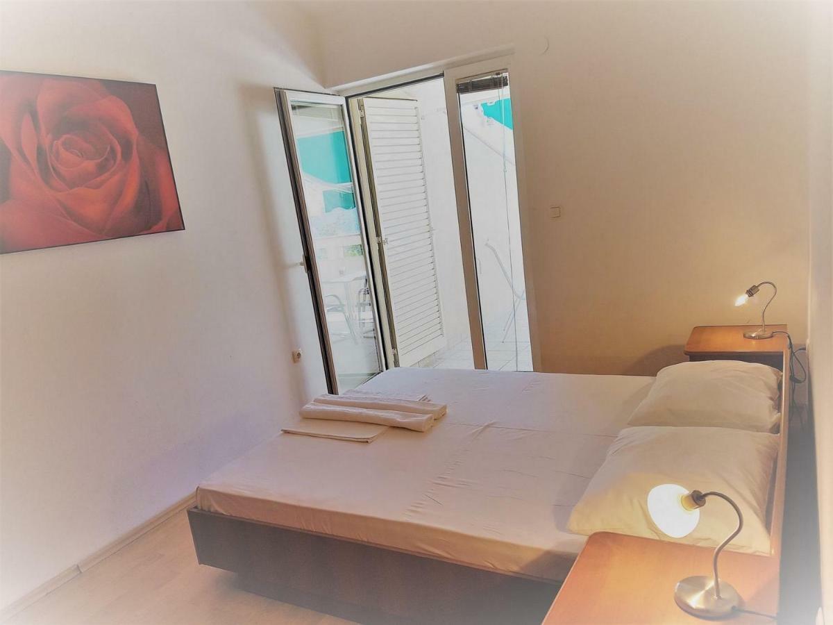 Apartments Vrtlici Stara Novalja Luaran gambar