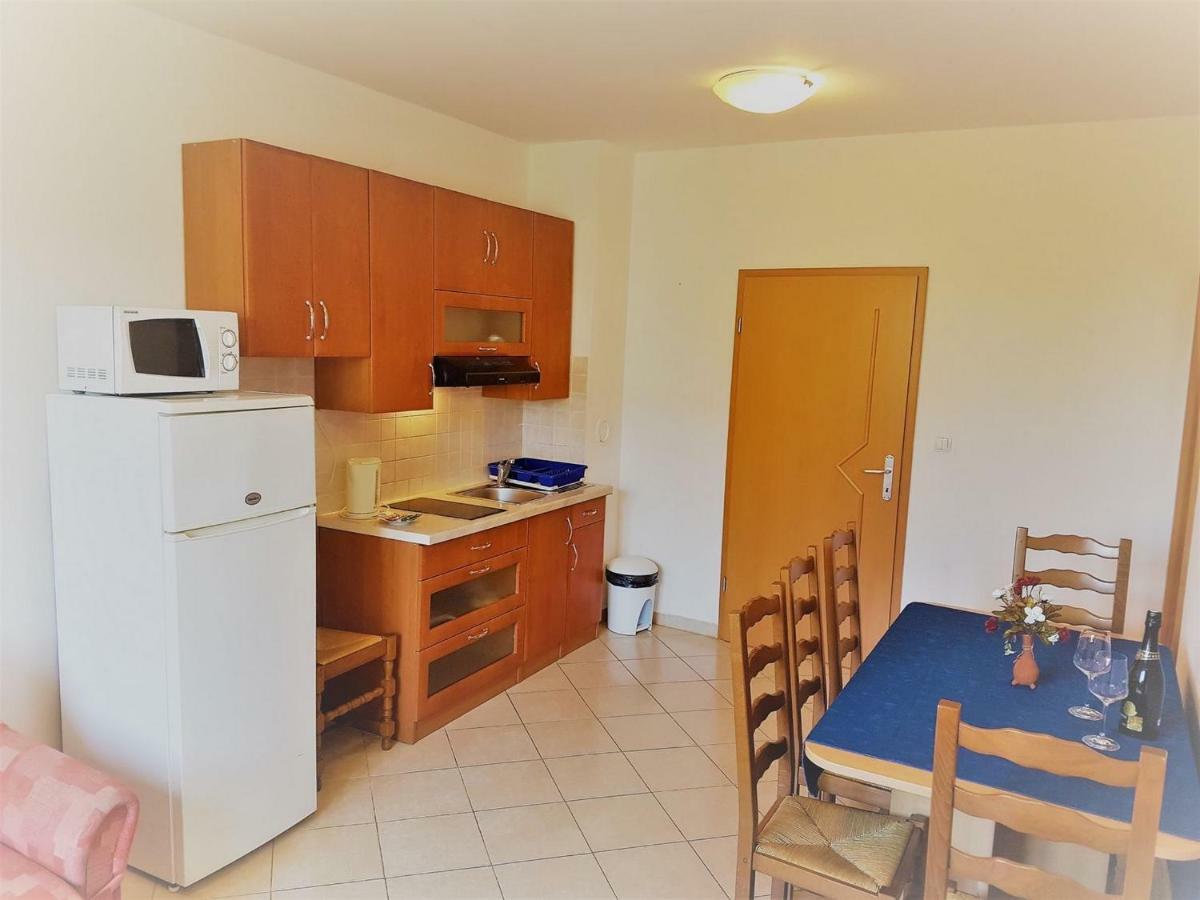 Apartments Vrtlici Stara Novalja Luaran gambar