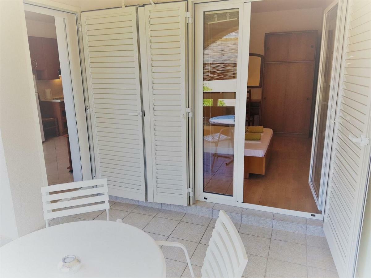 Apartments Vrtlici Stara Novalja Luaran gambar