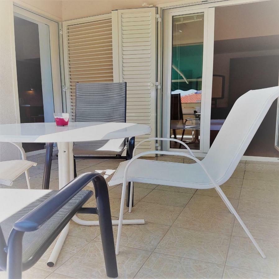 Apartments Vrtlici Stara Novalja Luaran gambar
